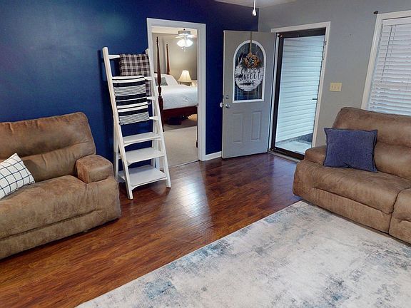 4th image of 908 Granite Dr
