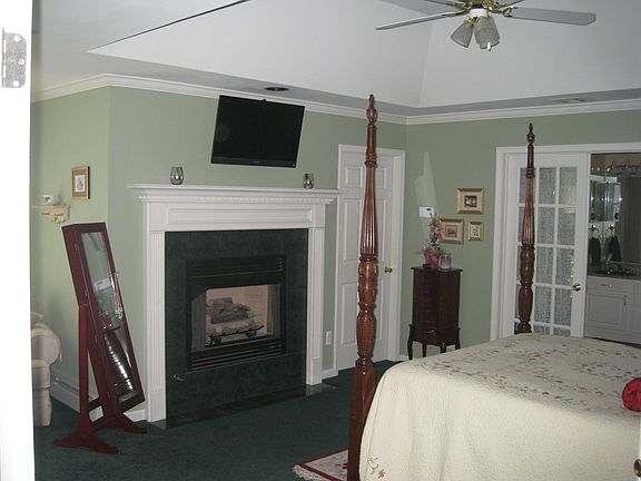 Master Bedrm w/FPlace