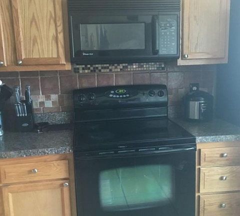 4th image of 7110 Prestwick Cir S