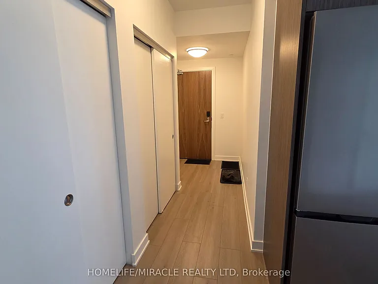 25 Wellington St S #3008 — Photo 10