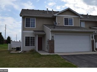 1303 Raintree Ln, Waconia, MN 55387