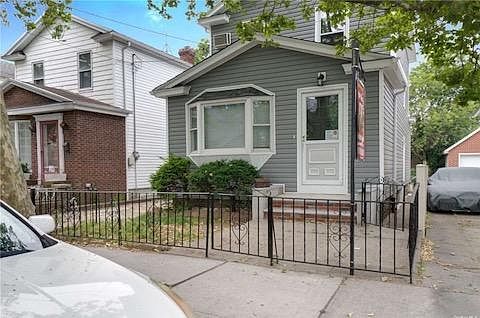 3rd image of 1630 E 52nd St #4800