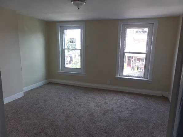 276 Walnut Ave, 276 Walnut Ave #2, Trenton, NJ 08609
