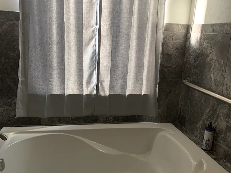 541 S Chavarria Ln — Photo 10