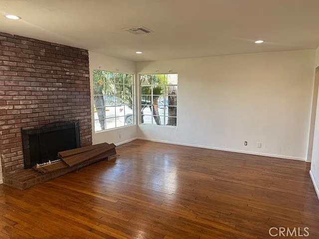 3 bed, 1400 sqft, $6,995 — Photo 4