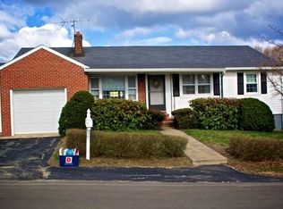 14 Fairview Ave, Methuen, MA 01844