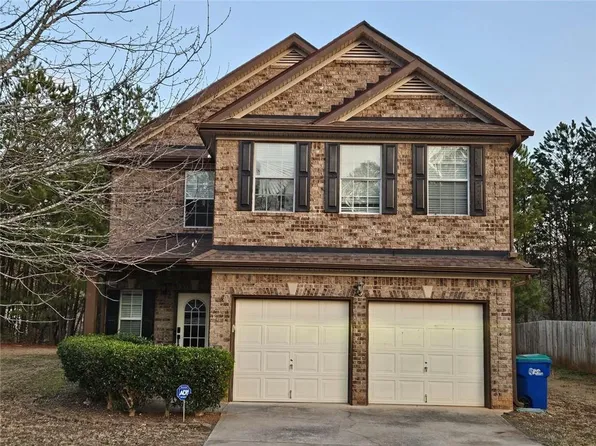 6608 Saint Jude Dr, Fairburn, GA 30213