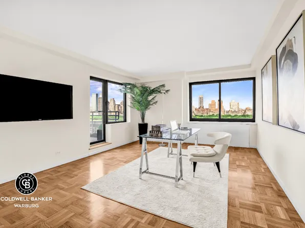 910 5th Avenue image 8 of 16