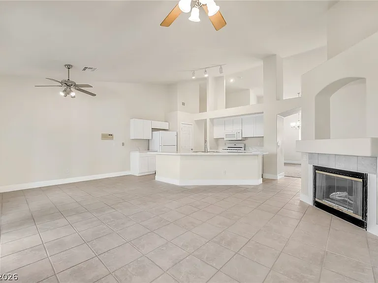 1299 Echo Creek St — Photo 8