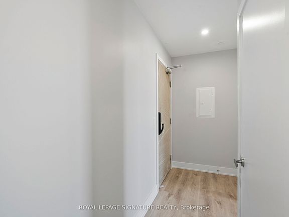 4th image of 370 Martha St #1903