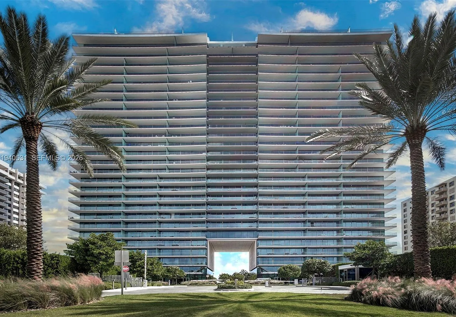 Oceana Bal Harbour Condo — Photo 1