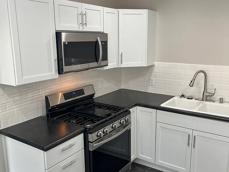 508 Howard Rd — Photo 8