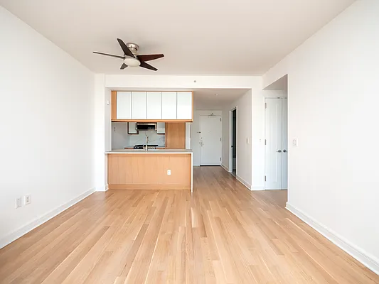 80 Riverside Boulevard #12A