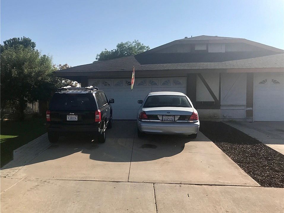 1st image of 13584 Rockcrest Dr