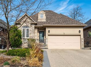 11 Oleary Dr, Hamilton, ON L9K0B5