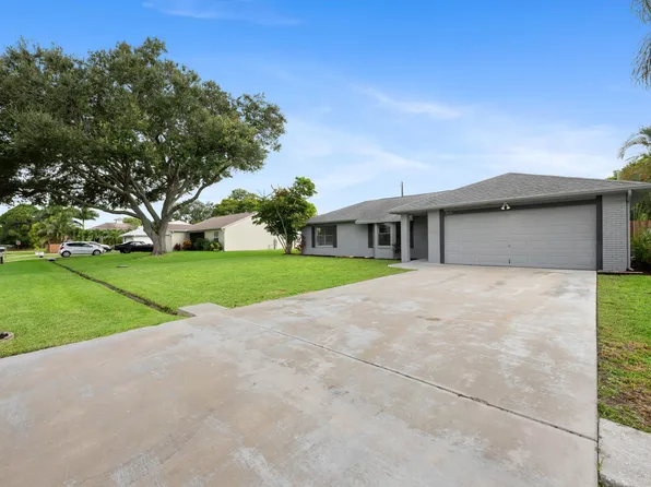 2431 SE Shell Avenue, Port St Lucie, FL 34952