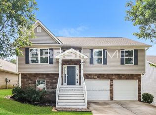 13 Oakbrook Dr, Cartersville, GA 30120