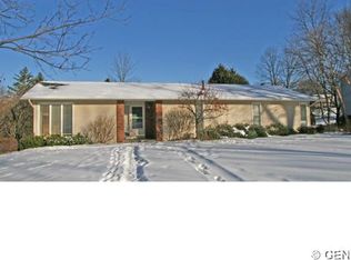 51 Lookout View Rd, Fairport, NY 14450