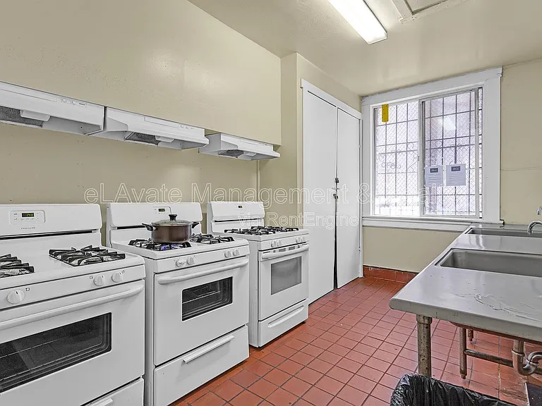 1315 S Flower S — Photo 16