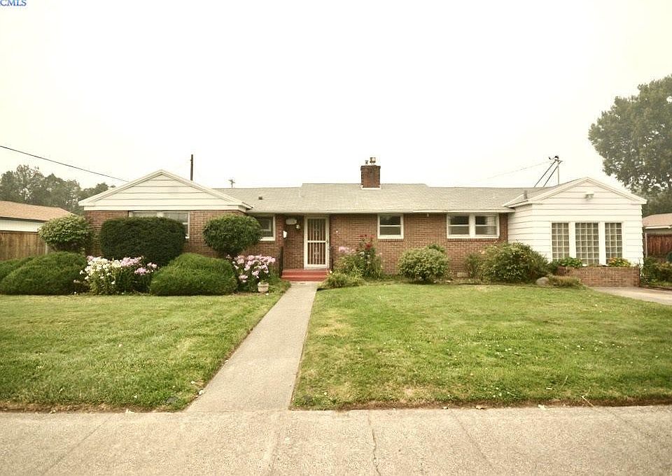 1st image of 315 N Yelm St