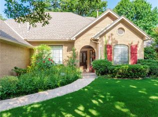 2105 Powderhorn, Edmond, OK 73034