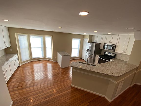 3rd image of 6540 Kelsey Point Cir
