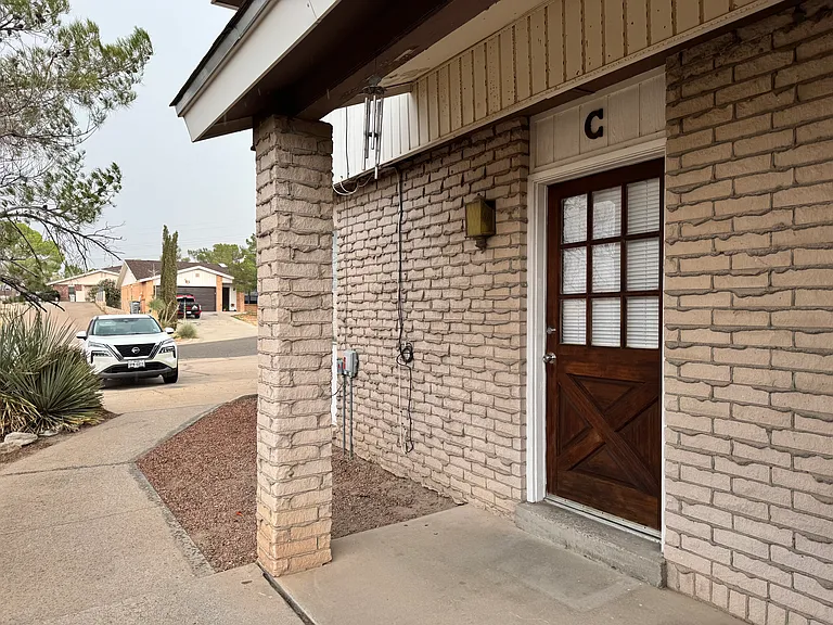 11616 Marsh McCall Way #C — Photo 2