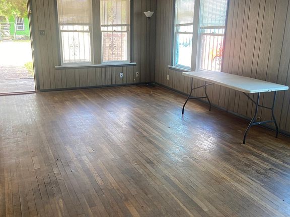 3rd image of 3504 Bluebonnet Dr