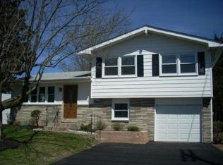 2273 Spruce St, Trenton, NJ 08638