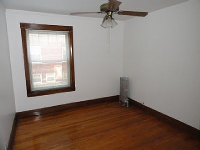 4th image of 5546 N Winthrop Ave #1