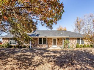 106 King George Rd, Ponder, TX 76259