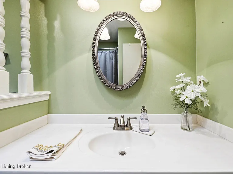 3605 Birnamwood Ct — Photo 27