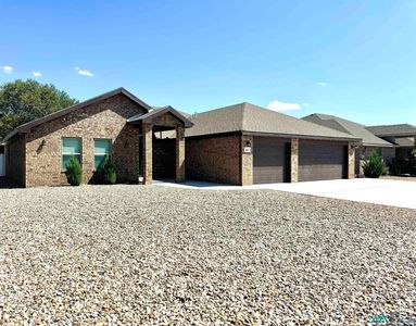 2621 Northglen Dr, Clovis, NM, 88101