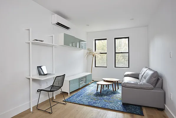 Rented by Compass | media 7