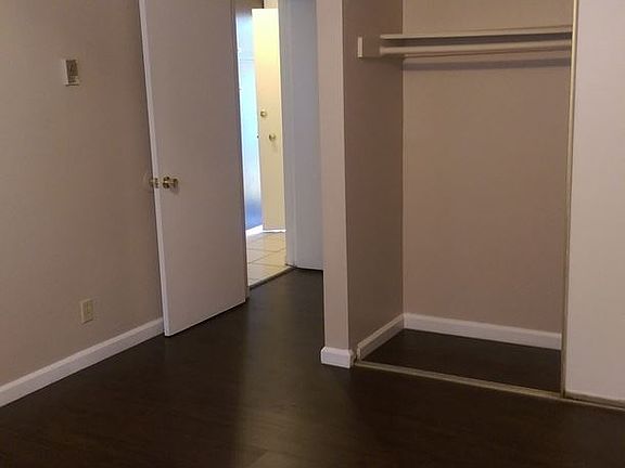 3rd image of 1920 N Marianna Ave APT 212