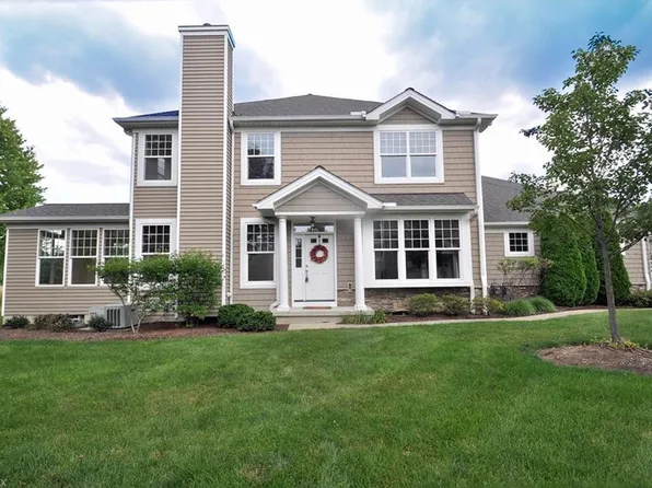 583 Vintage Point, Avon Lake, OH 44012