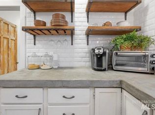 825 E State St #A, Boise, ID 83712