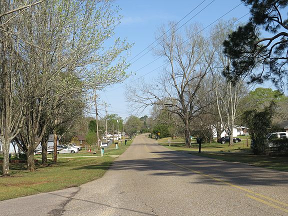 4th image of 1953 Will Logan Rd