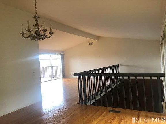5th image of 3148 Dublin Ct