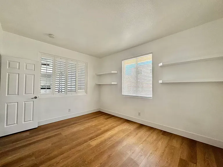 3828 Climbing Rose St — Photo 29