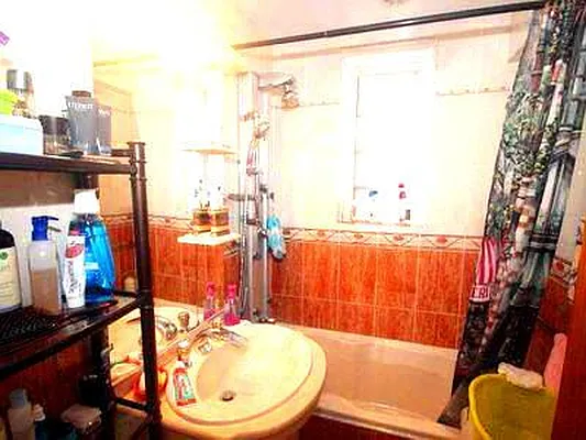 Sold by Superior Realty Service | media 49