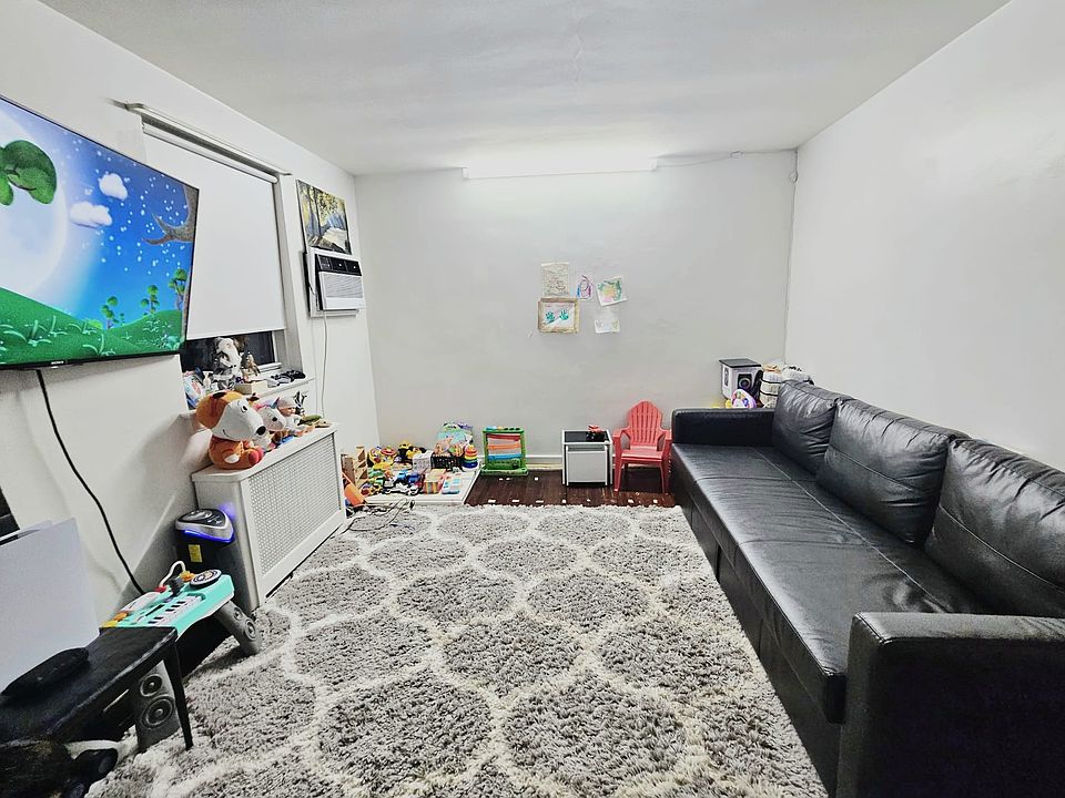 1st image of 7008 261st St #0