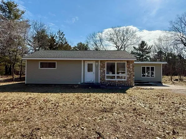 5542 Cedar Lake Rd, Oscoda, MI 48750