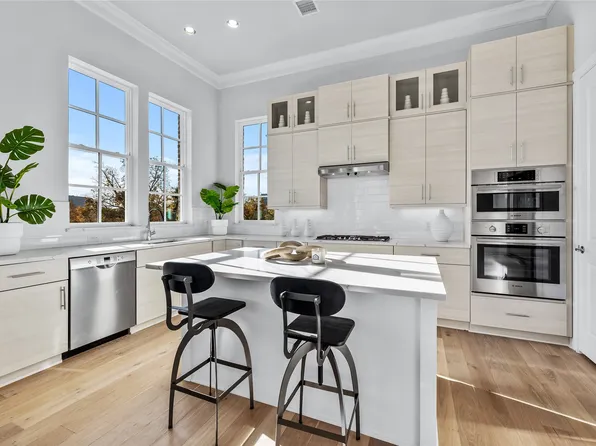 4618 Greenborough Ln, Dallas, TX 75219