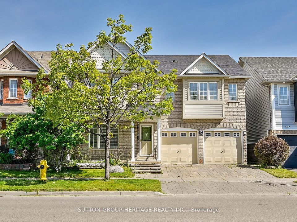 1st image of 10 Greenhalf Dr