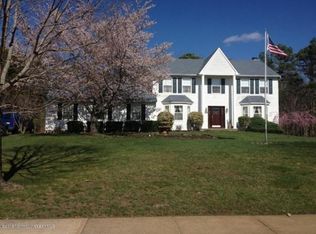 640 Winterberry Blvd, Jackson, NJ