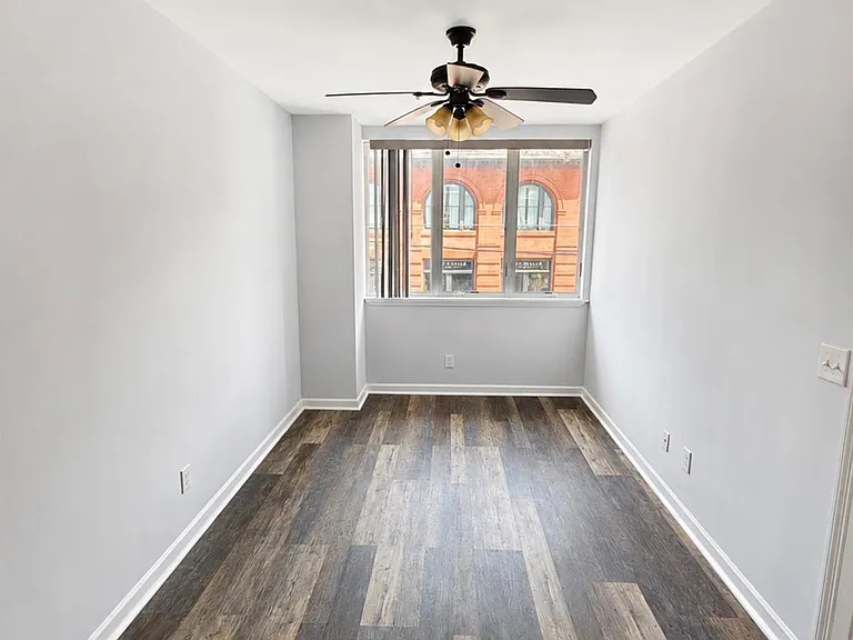 210 Main St #2 — Photo 6