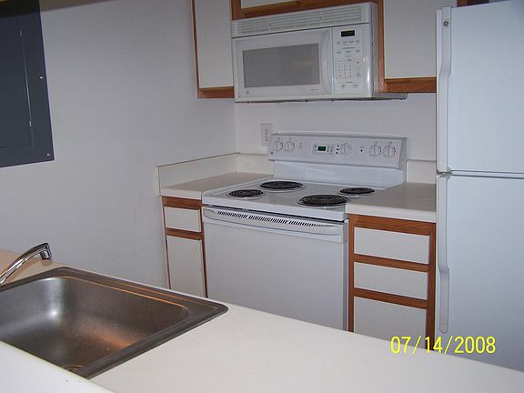 4th image of 1430 Collegiate Cir