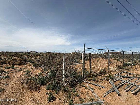 5th image of 14597 Derringer Rd