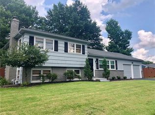 5612 W 99th Ter, Overland Park, KS 66207